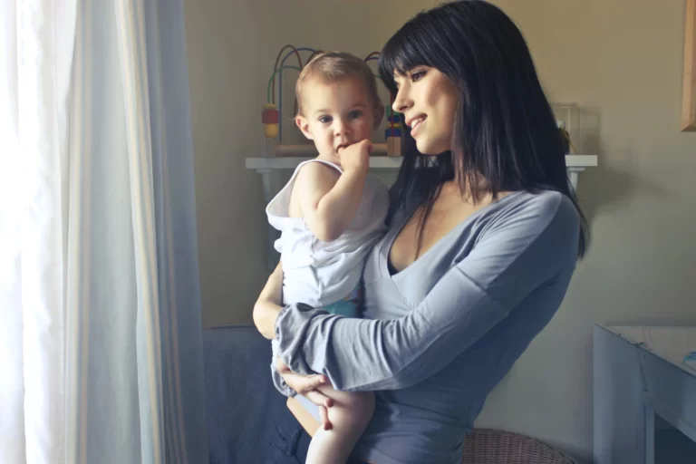 Deducciones ayudas por Maternidad