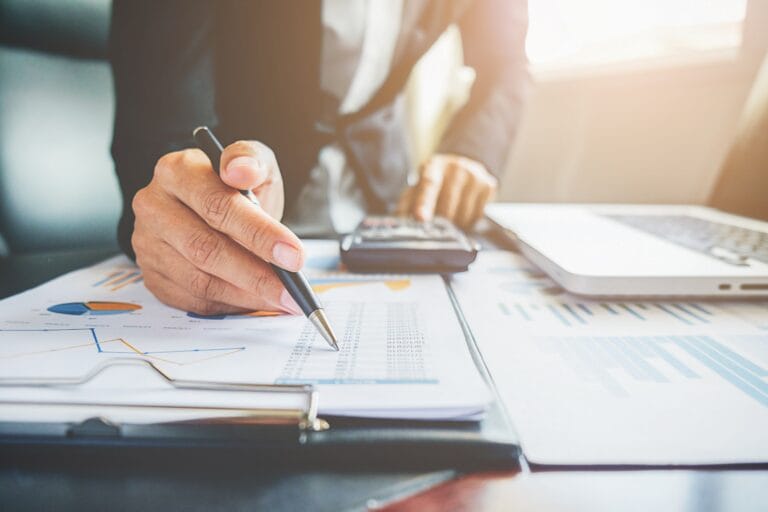 Qué Significa que la Renta Salga a Pagar y Cómo Reducirla